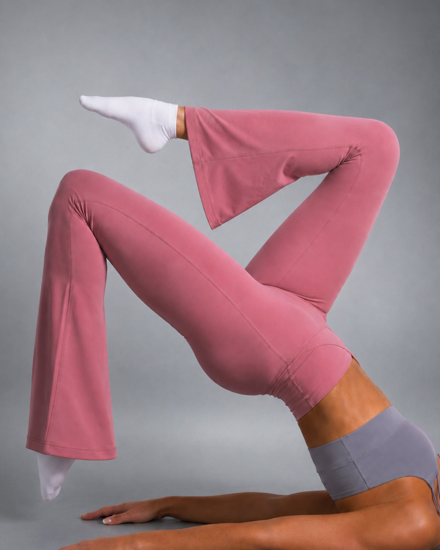 EveryMove™ V-Waist Flared Leggings | Dusty Pink