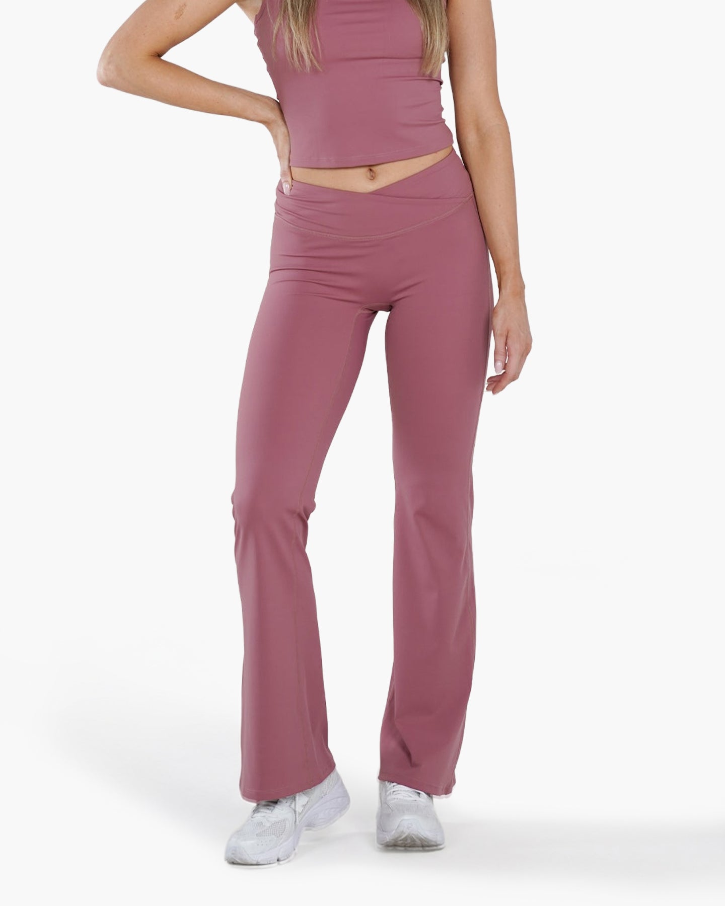 EveryMove™ V-Waist Flared Leggings | Dusty Pink