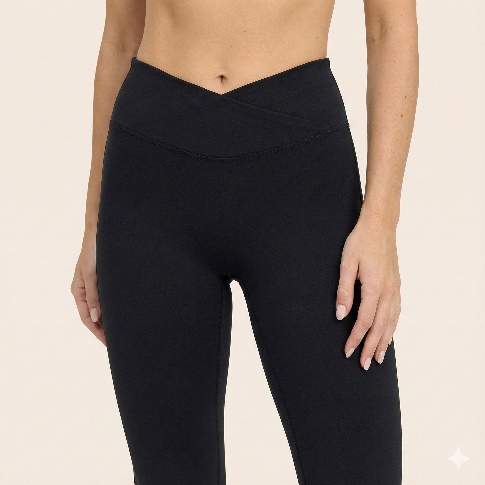 EveryMove™ V-Flared Legging
